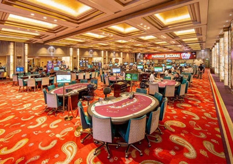 파라다이스 카지노 게임 구역 – 바카라·블랙잭·슬롯머신