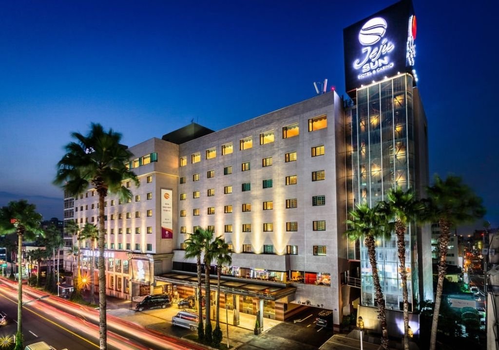 제주썬 호텔 카지노 전경, 블룸베리 리조트 소유 제주 카지노 리조트 외관 야경