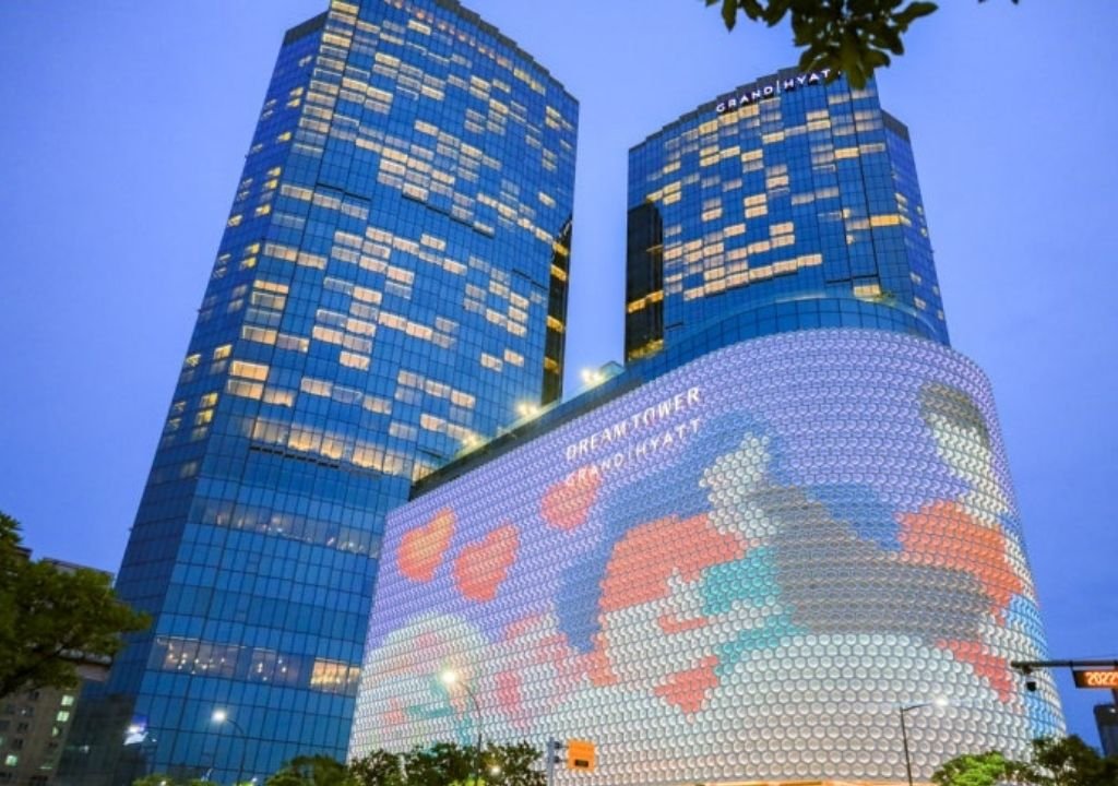 롯데관광개발 6월 카지노 매출 소식과 관련된 제주 드림타워 카지노 전경